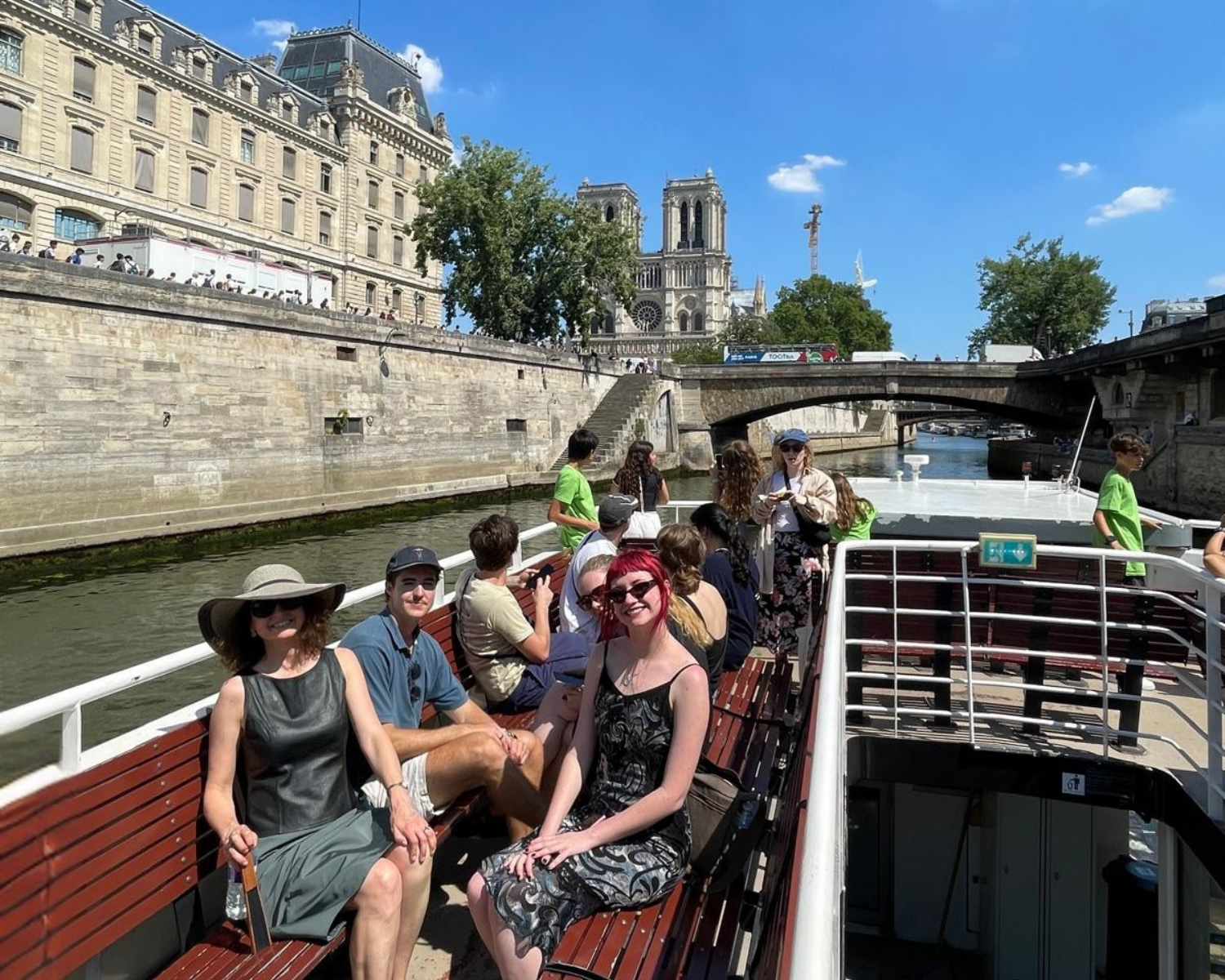 Les Australiens en croisière sur la Seine