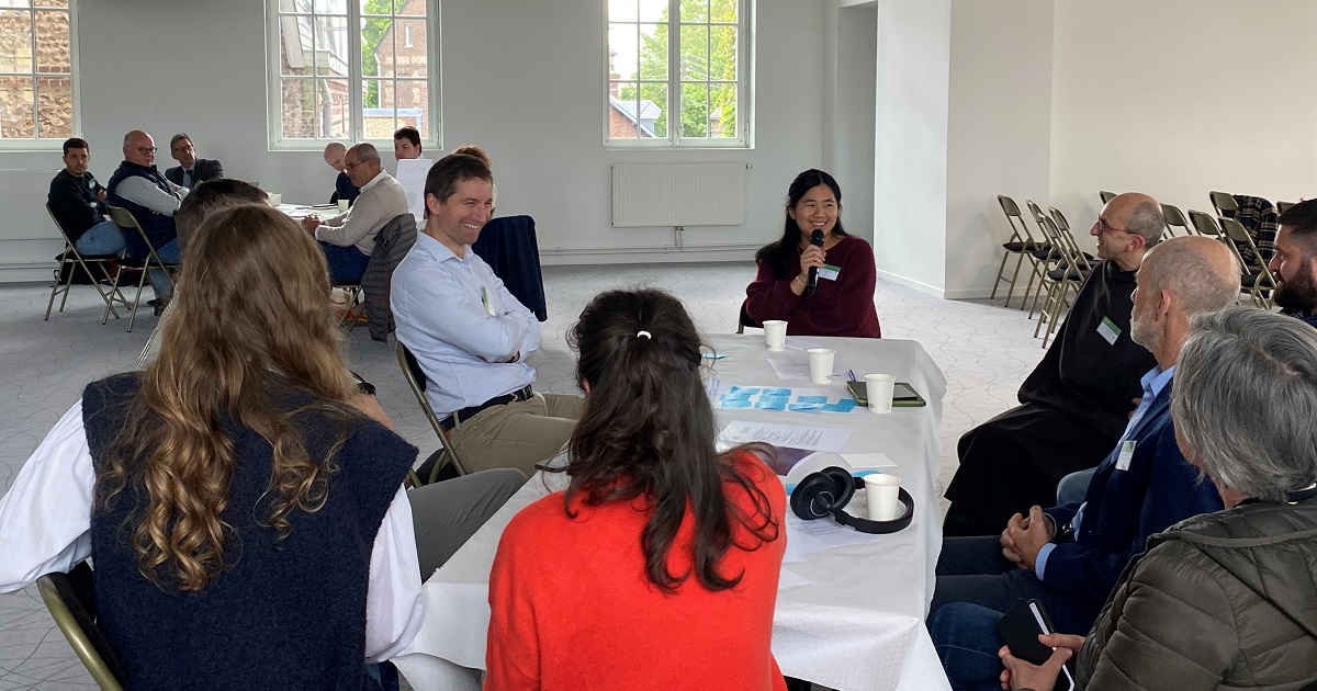 Table-ronde dialogue intergenerationnel