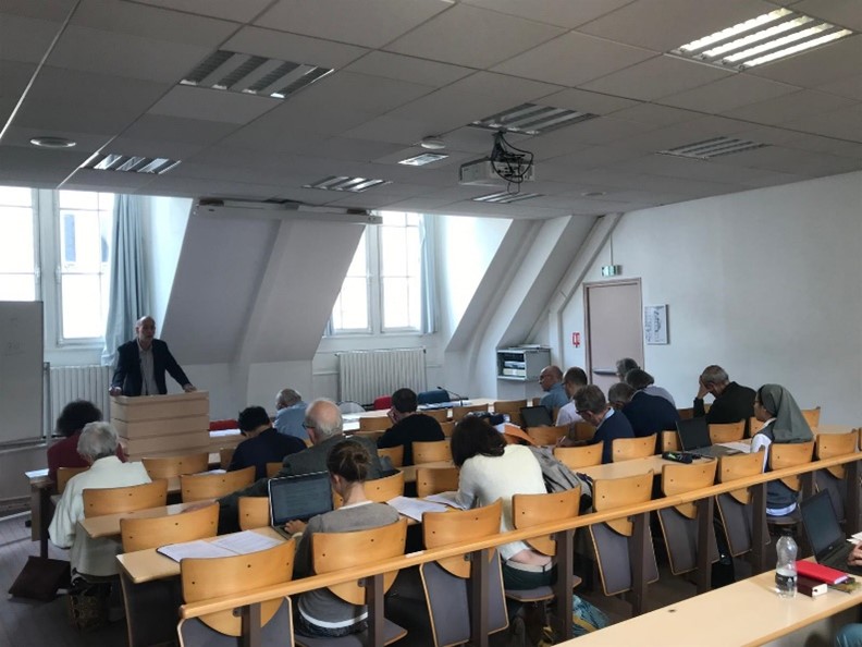 Diego Sanchez, lors de la journée sur l'herméneutique rabbinique, le 5 juin 2024, à l'ICP.