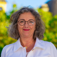 Fabienne serina karsky
