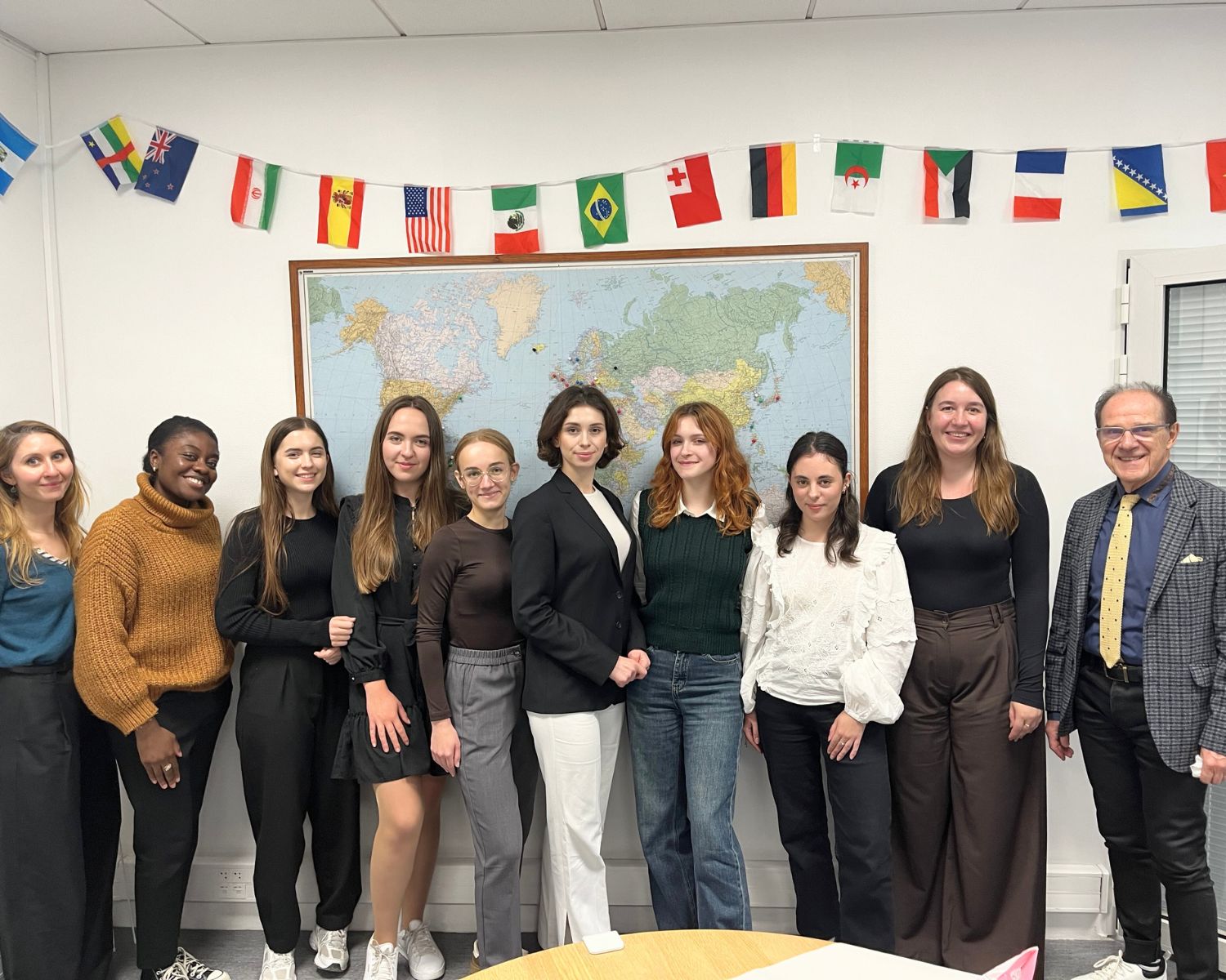 Solomiia Rozlutska et les étudiantes ukrainiennes